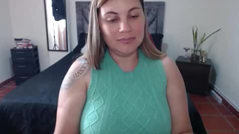 Secret Bella online show from 06-08-26, 11:54