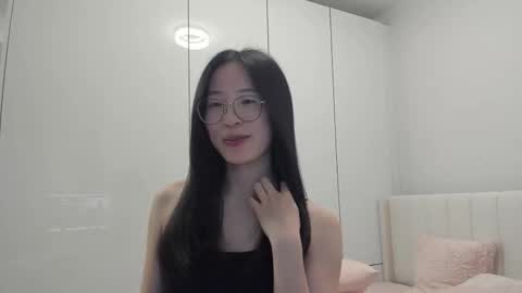 Snapshot of secretgirlfriendxo chatting on 12-22-25, 10:29 Angela online show from 12-22-25, 10:29