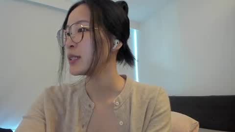 Angela online show from 06-10-26, 12:22