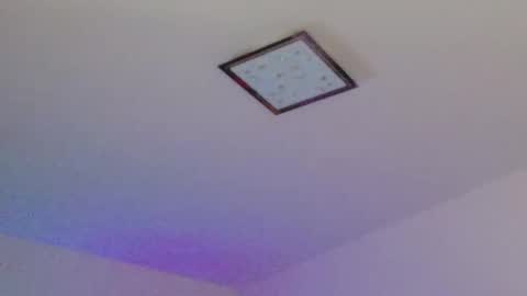 Snapshot of secretmistress01 chatting on 04-28-26, 03:39 Mariot Mery for short ..never call me PET NAMES in FREECHAT mom momy baby or sweety online show from 04-28-26, 03:39