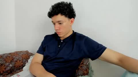 Snapshot of seder_4 chatting on 06-23-26, 06:28 Sebas online show from 06-23-26, 06:28