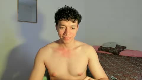 Snapshot of seder_4 chatting on 08-05-26, 05:38 Sebas online show from 08-05-26, 05:38