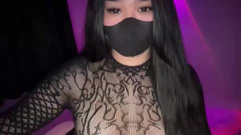 Snapshot of seductive_athenaxx chatting on 12-05-25, 08:01 Athena online show from 12-05-25, 08:01