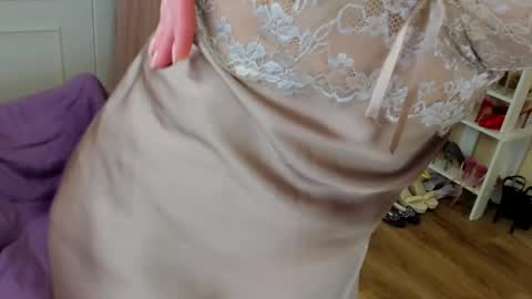 seductive_foxy_ online show from 04-08-26, 02:44