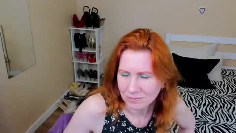 seductive_foxy_ online show from 05-03-26, 02:50