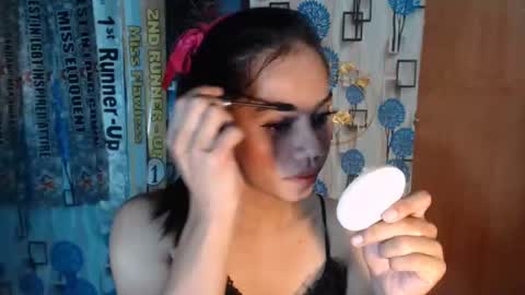 Snapshot of seductive_jessxx chatting on 05-10-26, 02:06 Jess online show from 05-10-26, 02:06