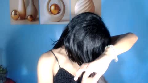 Snapshot of seductive_jessxx chatting on 07-23-26, 03:59 Jess online show from 07-23-26, 03:59