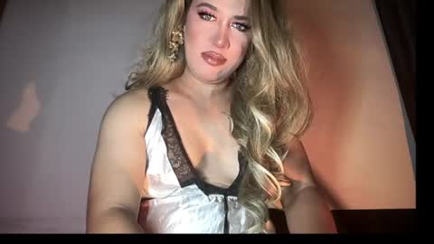 Snapshot of seductive_lusty chatting on 07-14-26, 11:16 call me majesty online show from 07-14-26, 11:16