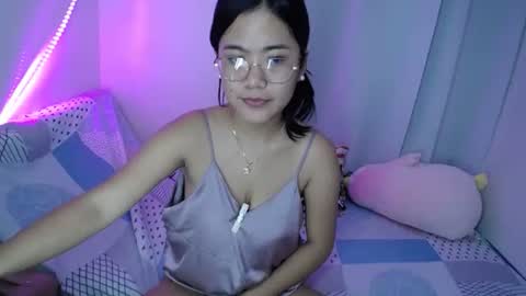 Mariaxxx online show from 10-22-25, 04:51