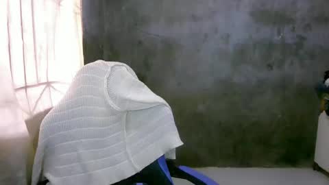 Snapshot of seductive_mitchxx chatting on 05-21-26, 01:12 seductive_mitchxx online show from 05-21-26, 01:12