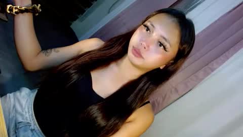 Im shy online show from 12-23-25, 05:16