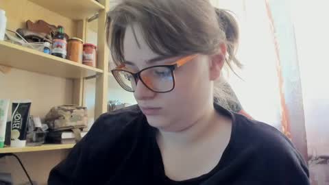 Snapshot of seductive_she_wolf chatting on 05-11-26, 04:04 seductive_she_wolf online show from 05-11-26, 04:04