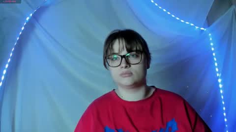 Snapshot of seductive_she_wolf chatting on 05-27-26, 03:20 seductive_she_wolf online show from 05-27-26, 03:20