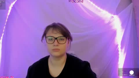 Snapshot of seductive_she_wolf chatting on 06-02-26, 03:03 seductive_she_wolf online show from 06-02-26, 03:03
