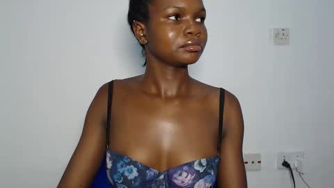 seductive_sugar247 online show from 03-28-26, 07:02