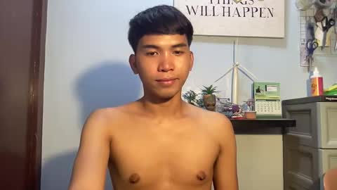 Snapshot of seductive_william chatting on 02-17-25, 12:16 William online show from 02-17-25, 12:16