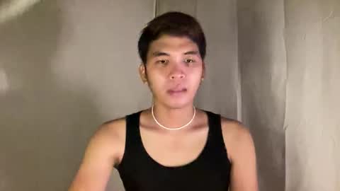 Snapshot of seductive_william chatting on 09-19-25, 10:27 William online show from 09-19-25, 10:27