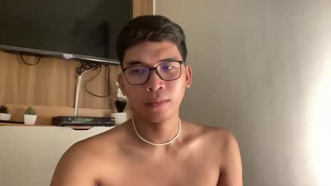 Snapshot of seductive_william chatting on 10-22-25, 06:02 William online show from 10-22-25, 06:02