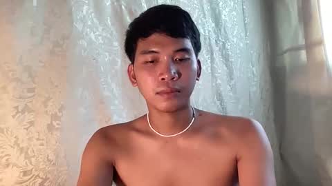 Snapshot of seductive_william chatting on 12-16-25, 04:50 William online show from 12-16-25, 04:50