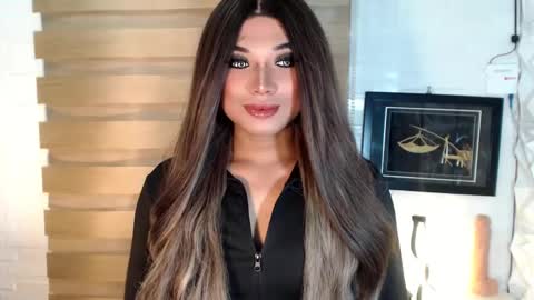 Deluxe online show from 03-09-25, 03:43