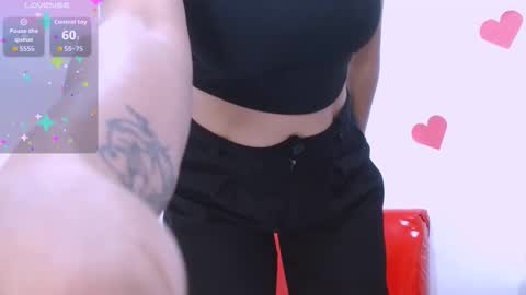 Snapshot of seductivespellvagina80 chatting on 11-10-25, 01:10 Estefany online show from 11-10-25, 01:10