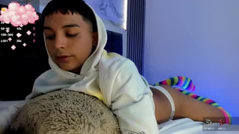 Snapshot of seductivo_jr chatting on 09-28-25, 03:23 seductivo online show from 09-28-25, 03:23