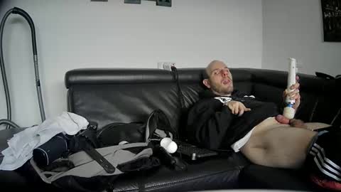 Sebastian online show from 12-08-24, 02:09