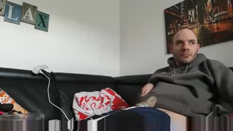 Sebastian online show from 03-28-26, 06:35