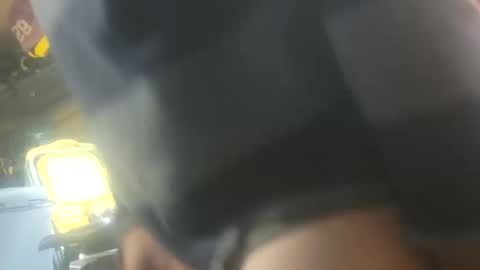 Snapshot of seeker404 chatting on 10-12-25, 09:52 Seeker online show from 10-12-25, 09:52