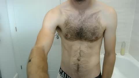 Snapshot of seemycock2991 chatting on 09-24-25, 01:47 seemycock2991 online show from 09-24-25, 01:47