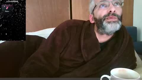 seewolf1000 online show from 12-25-24, 08:51