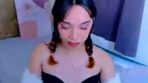 Snapshot of seia_parker chatting on 07-23-26, 04:43 seia online show from 07-23-26, 04:43