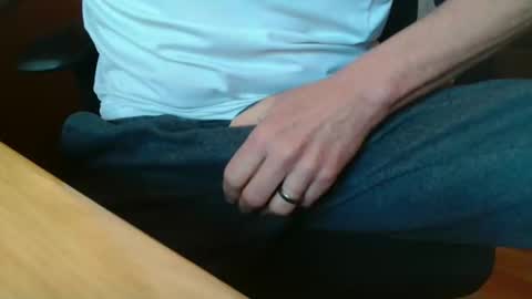 Snapshot of seidenlust chatting on 05-14-26, 04:52 SeidenLust online show from 05-14-26, 04:52