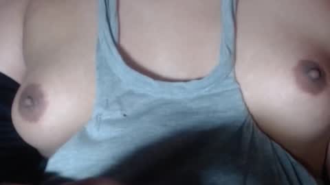 Snapshot of selda_ chatting on 01-24-25, 06:57 Selda online show from 01-24-25, 06:57