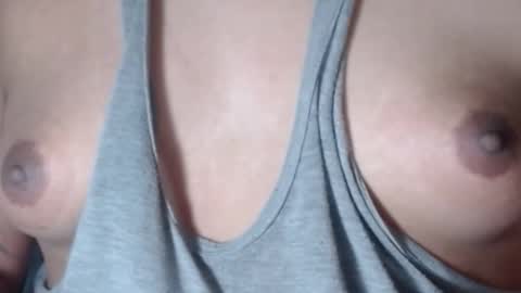 Snapshot of selda_ chatting on 02-15-26, 01:46 Selda online show from 02-15-26, 01:46