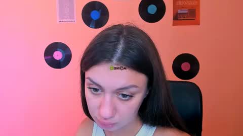 selena  online show from 07-18-26, 09:02