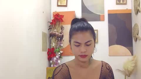 selena_fox2000 online show from 12-18-25, 06:52