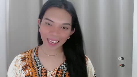 Selena online show from 01-06-25, 10:47