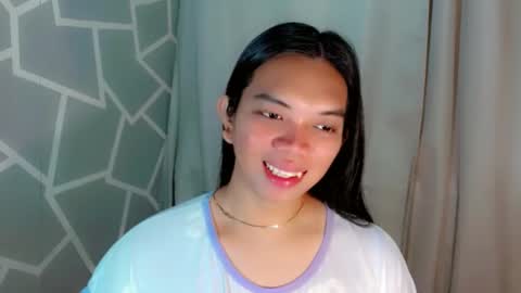 Selena online show from 03-26-26, 11:43