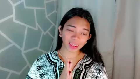 Selena online show from 04-03-26, 12:08