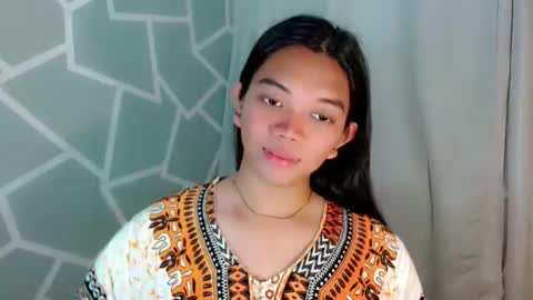 Selena online show from 04-08-26, 12:54