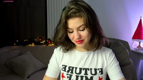 Snapshot of selena_grey_ chatting on 12-22-24, 01:01 Selena online show from 12-22-24, 01:01