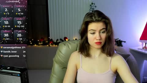 Snapshot of selena_grey_ chatting on 01-10-25, 03:39 Selena online show from 01-10-25, 03:39