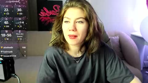 Snapshot of selena_grey_ chatting on 02-18-25, 12:59 Selena online show from 02-18-25, 12:59