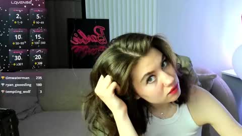 Snapshot of selena_grey_ chatting on 02-22-25, 04:18 Selena online show from 02-22-25, 04:18