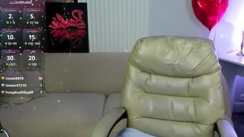 Snapshot of selena_grey_ chatting on 03-11-25, 03:59 Selena online show from 03-11-25, 03:59