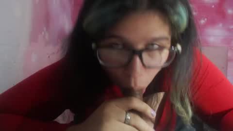 Selena Priscilla Blair Montenegro online show from 02-05-25, 07:18