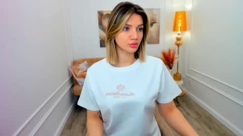 selenaemoore online show from 03-30-26, 06:20