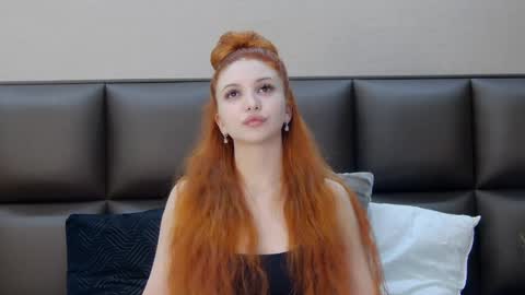 Snapshot of selenahanson chatting on 07-03-26, 02:34 SelenaHanson online show from 07-03-26, 02:34