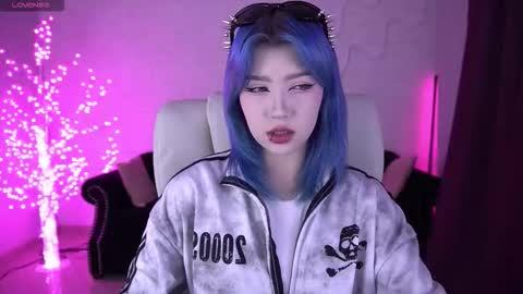 Snapshot of selenairis chatting on 02-12-26, 07:25 selenairis online show from 02-12-26, 07:25